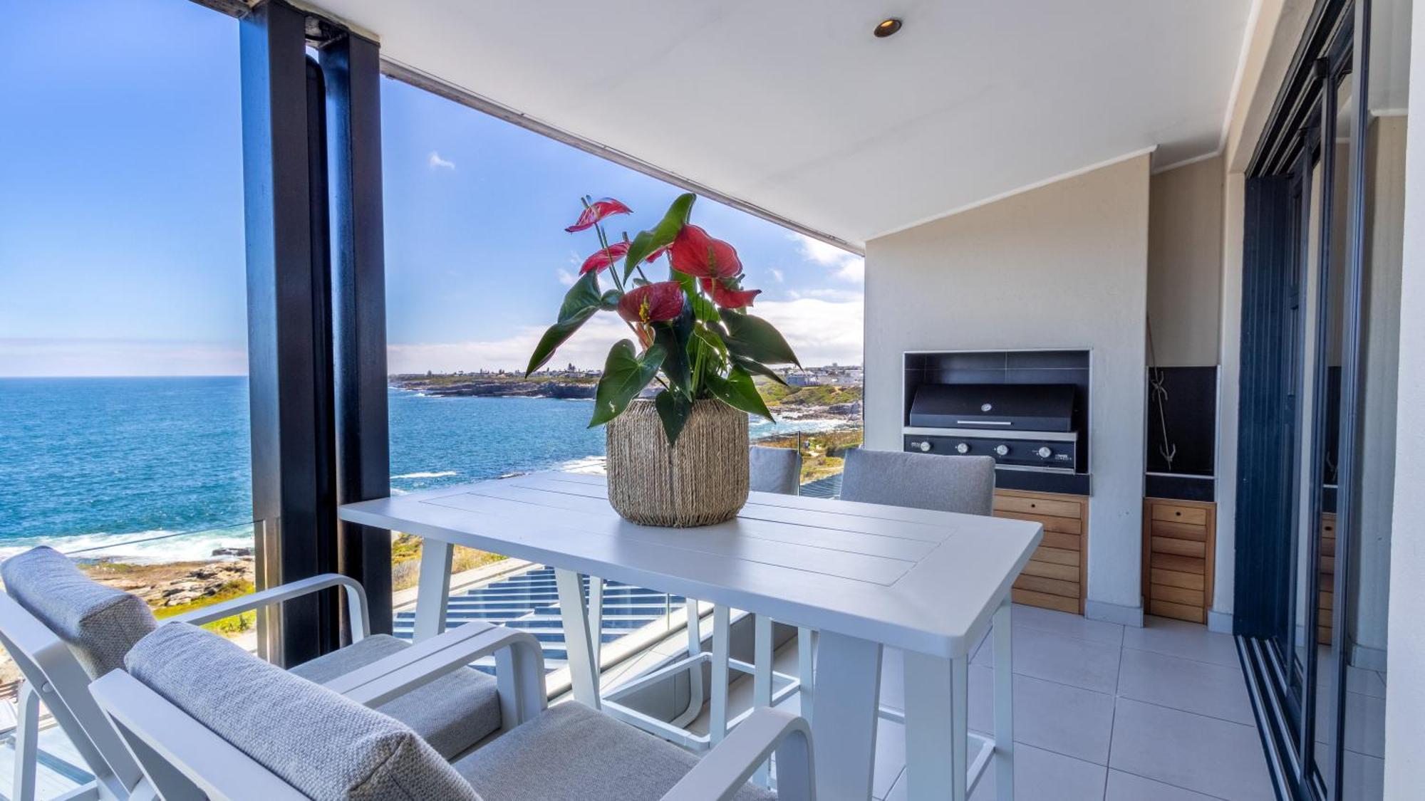 Esplanade Hermanus Room photo