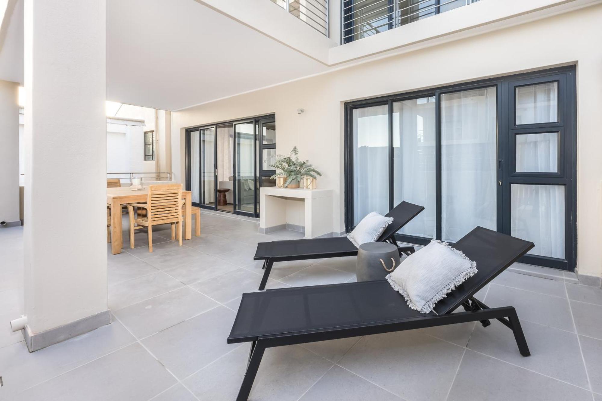 Esplanade Hermanus Room photo