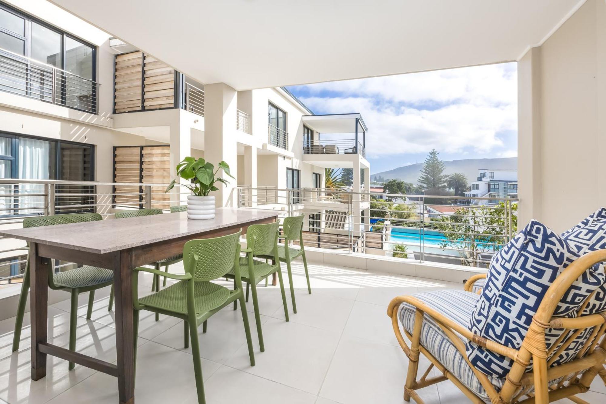 Esplanade Hermanus Room photo